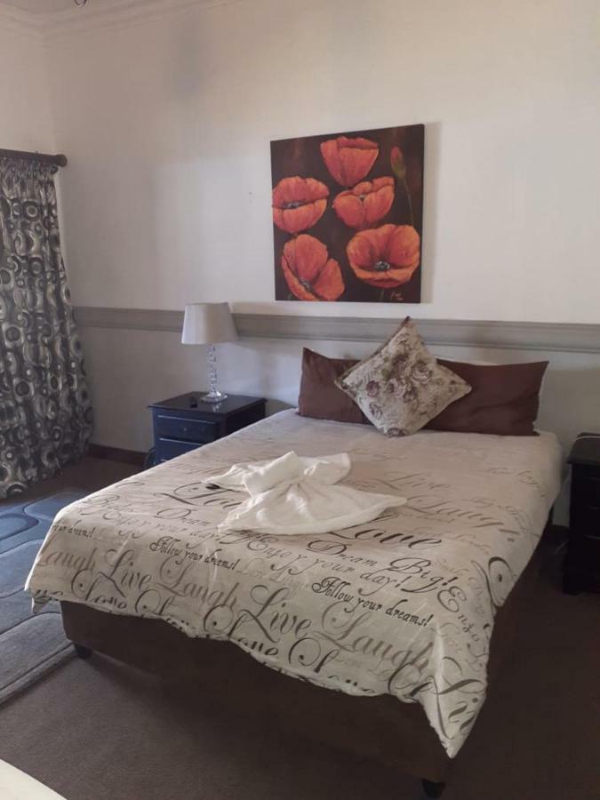 Sunrise Boutique Hotel Witbank Eksteriør billede