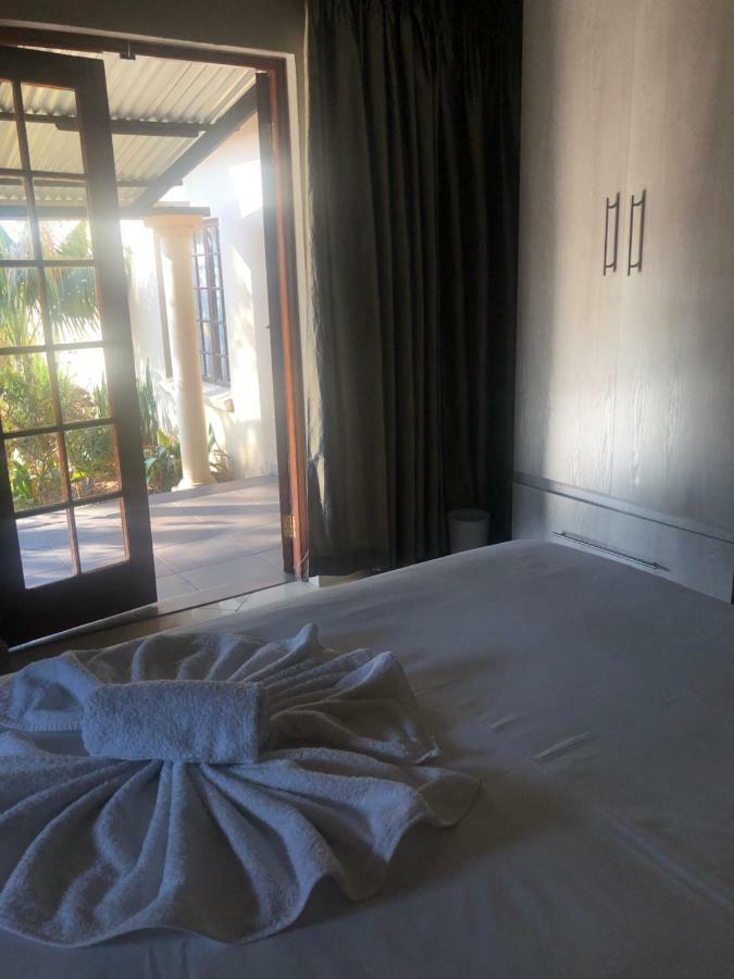 Sunrise Boutique Hotel Witbank Eksteriør billede