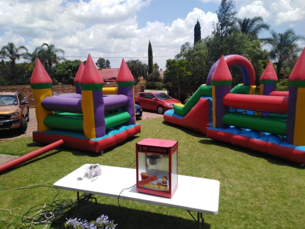 Sunrise Boutique Hotel Witbank Eksteriør billede